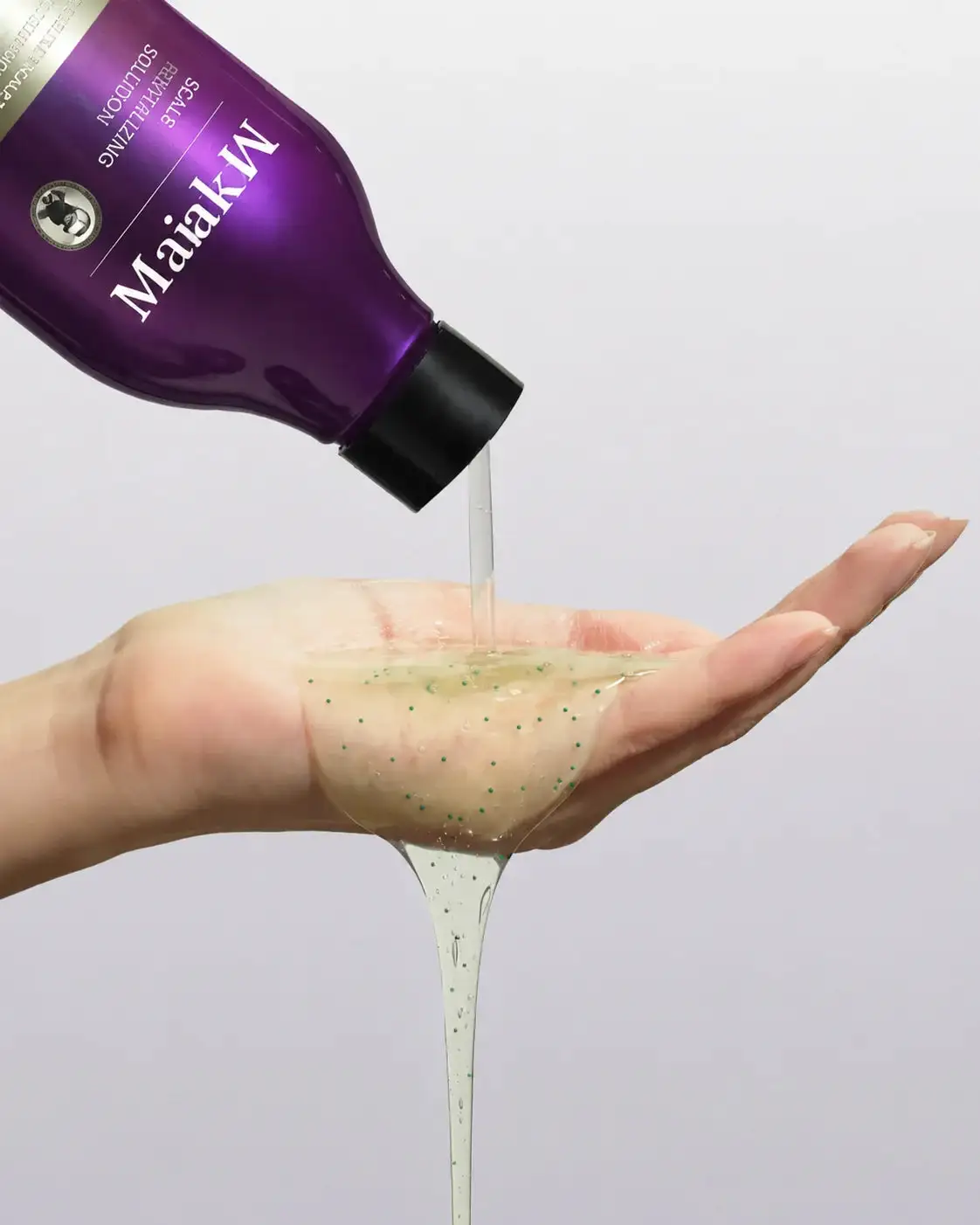 Maiakoo Hair Thickening Shampoo - Image 2
